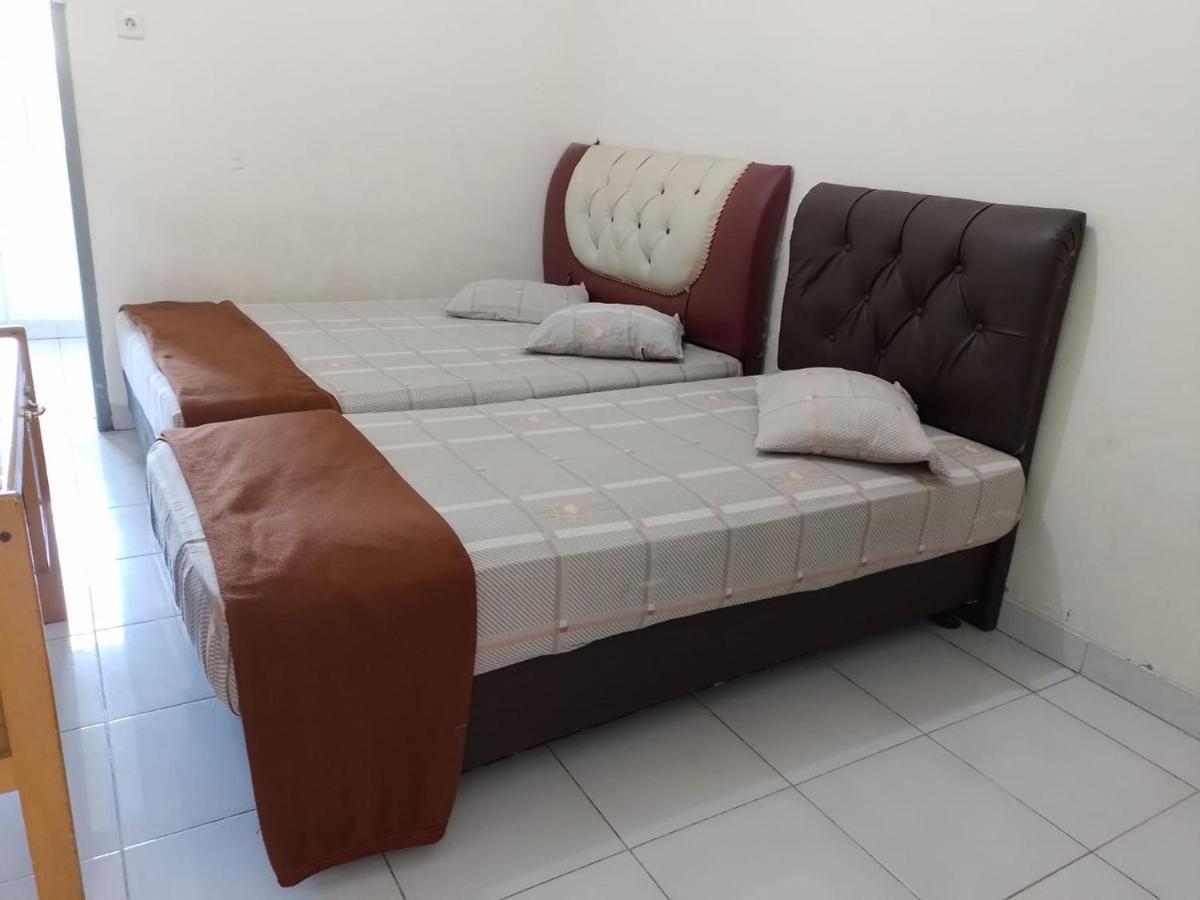 Penginapan Syariah Parit  Екстериор снимка