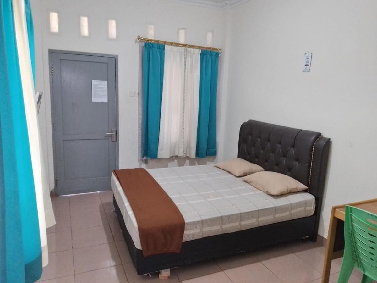Penginapan Syariah Parit  Екстериор снимка